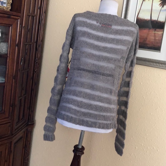 Yoki Sweaters Collection - Picture 3 of 8